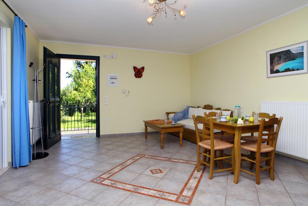 Liogerma Villas Ayios Nikitas Ngoại thất bức ảnh